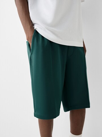 Loosefit Pantaloni de la Bershka pe verde