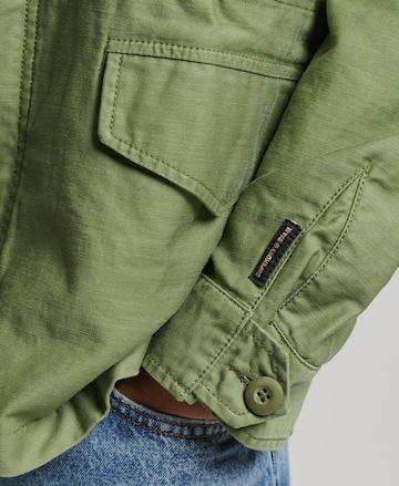 Superdry Tussenjas in Groen