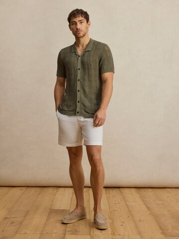 DAN FOX APPAREL Slim Fit Риза 'Dylan' в зелено