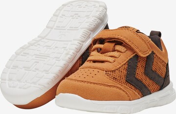 Baskets 'Winter Infant' Hummel en orange