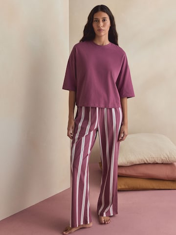Next Pyjamas i lila: framsida