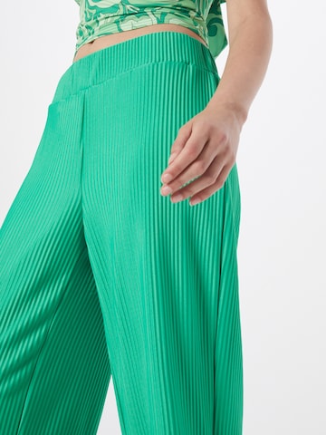 Cotton On Loose fit Pants in Green