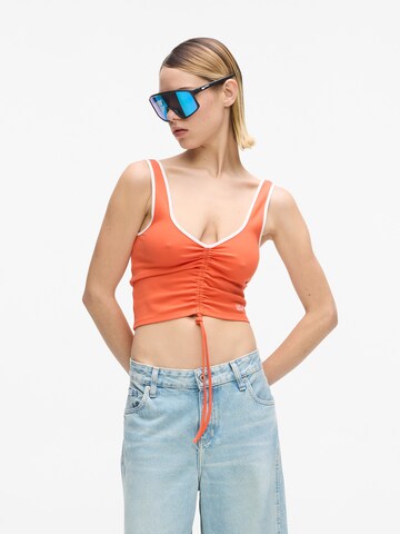 KARL LAGERFELD JEANS Top in Rood: voorkant