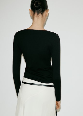 Pullover 'RIRA' di MANGO in nero