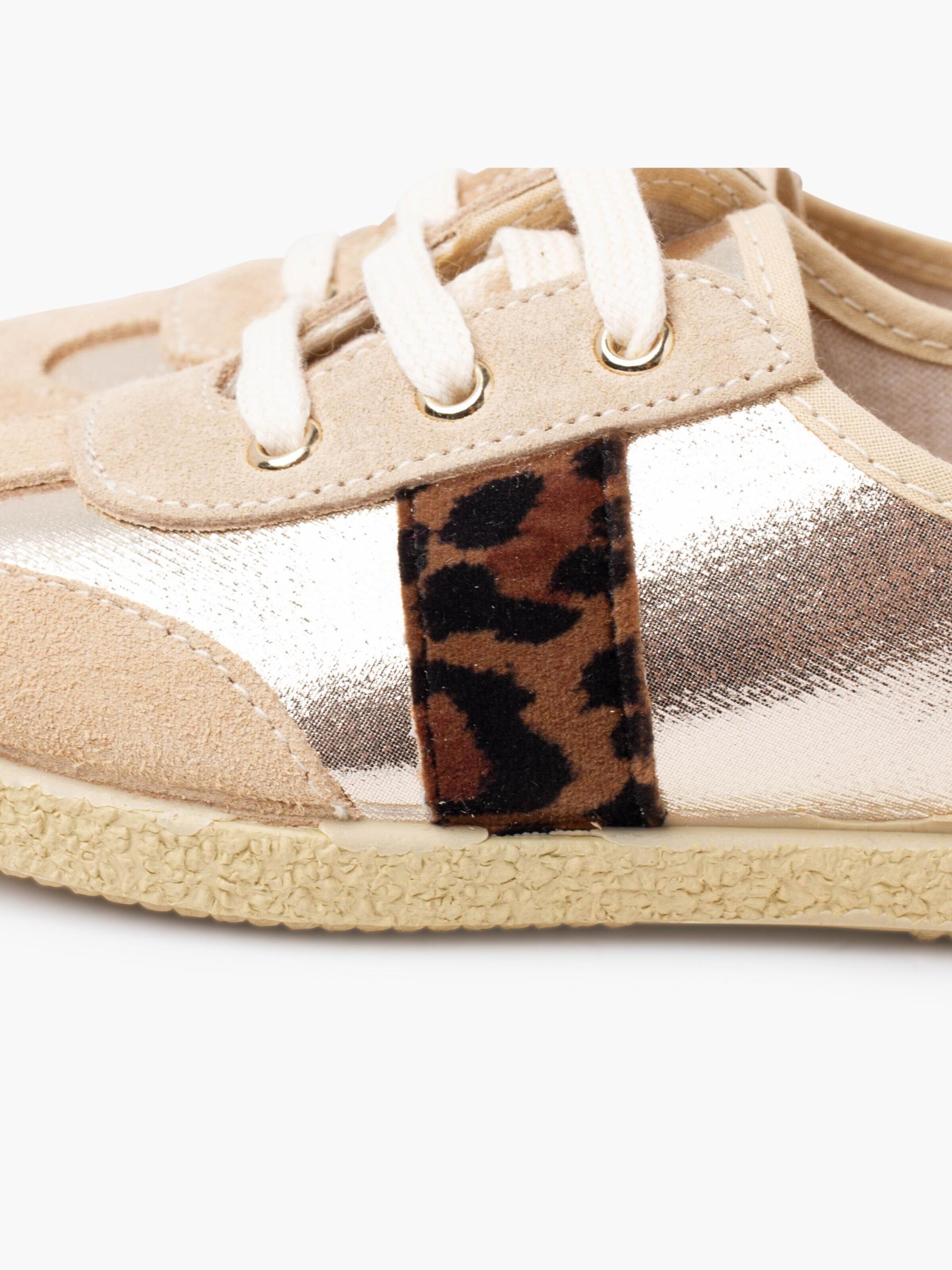 Sneaker di Pisamonas in oro