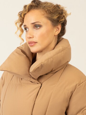 APART Winter Coat in Beige