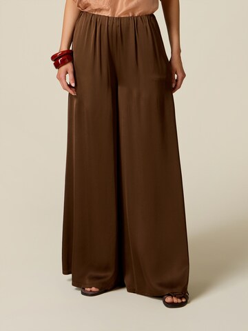 Baggy Pantaloni di oltre in marrone