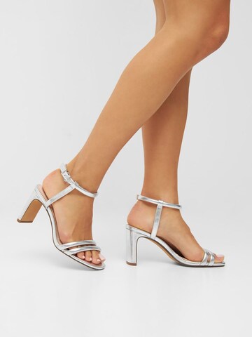 Bianco Strap Sandals 'Cherry' in Silver: front