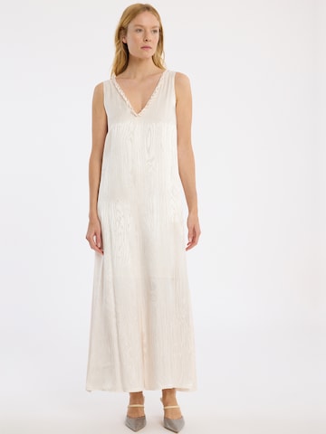 Ana Alcazar Kleid 'Zarea' in Weiß
