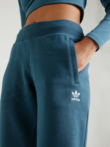 ADIDAS ORIGINALS Tapered Trousers 'Adicolor Essentials' in Blue