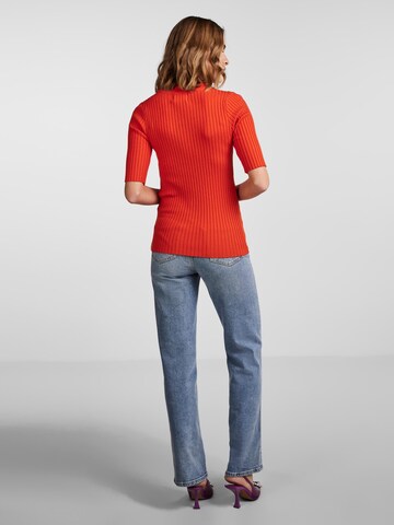 PIECES Sweater 'CRISTA' in Red