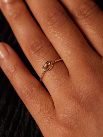 Lucardi Ring 'Klassisch' in Gold: front