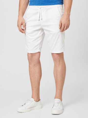 s.Oliver Normalny krój Spodnie 'Bermuda' w kolorze biały: przód