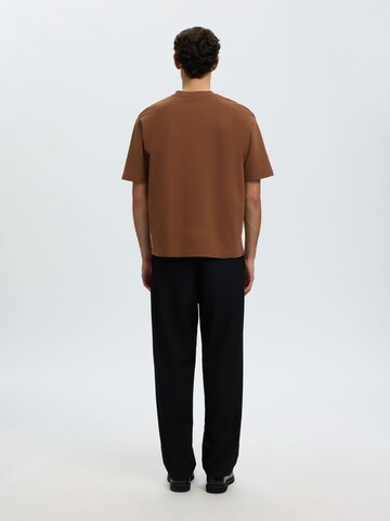 T-Shirt 'SLHOscar' SELECTED en marron