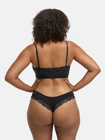 String 'Lace Tanga' cfab (formerly creamy fabrics) en noir