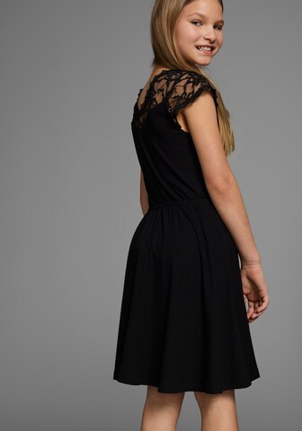 Kidsworld Kleid in Schwarz