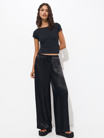 Wide Leg Pantalon Pull&Bear en noir