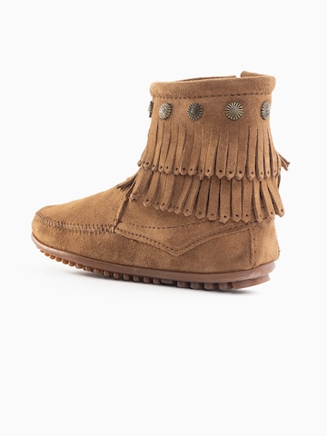 Minnetonka Bootie in Brown