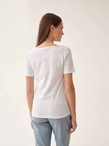 Maglietta 'Mikajana' di TATUUM in bianco