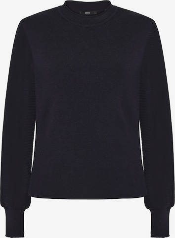 Pull-over zero en bleu : devant