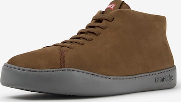 Baskets hautes ' Peu Touring ' CAMPER en marron : devant