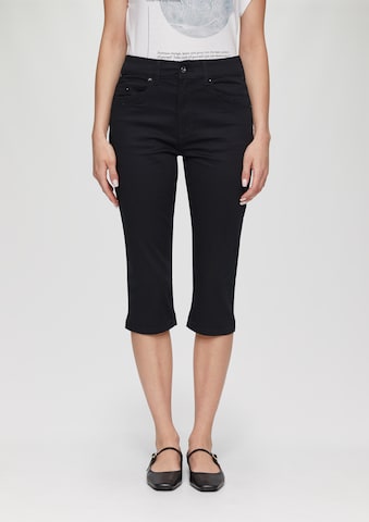 QS Regular Trousers in Black: front