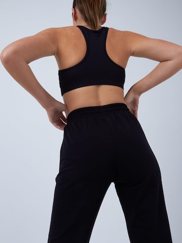 SPORTKIND - regular Pantalón deportivo 'Slim Long Training Pants' en negro
