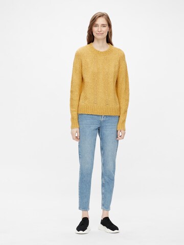 Pullover 'Bibi' di PIECES in giallo