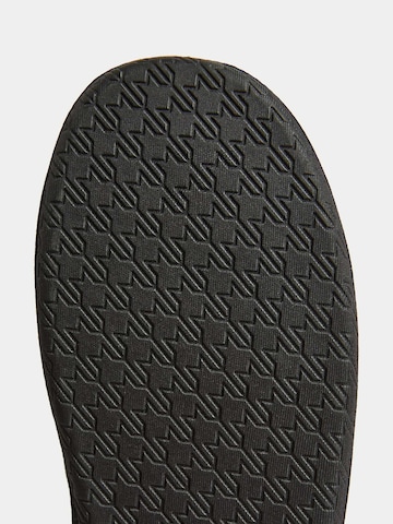 Marks & Spencer Huisschoenen in Zwart