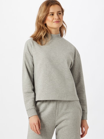 Urban Classics Sweatshirt in Grey: front