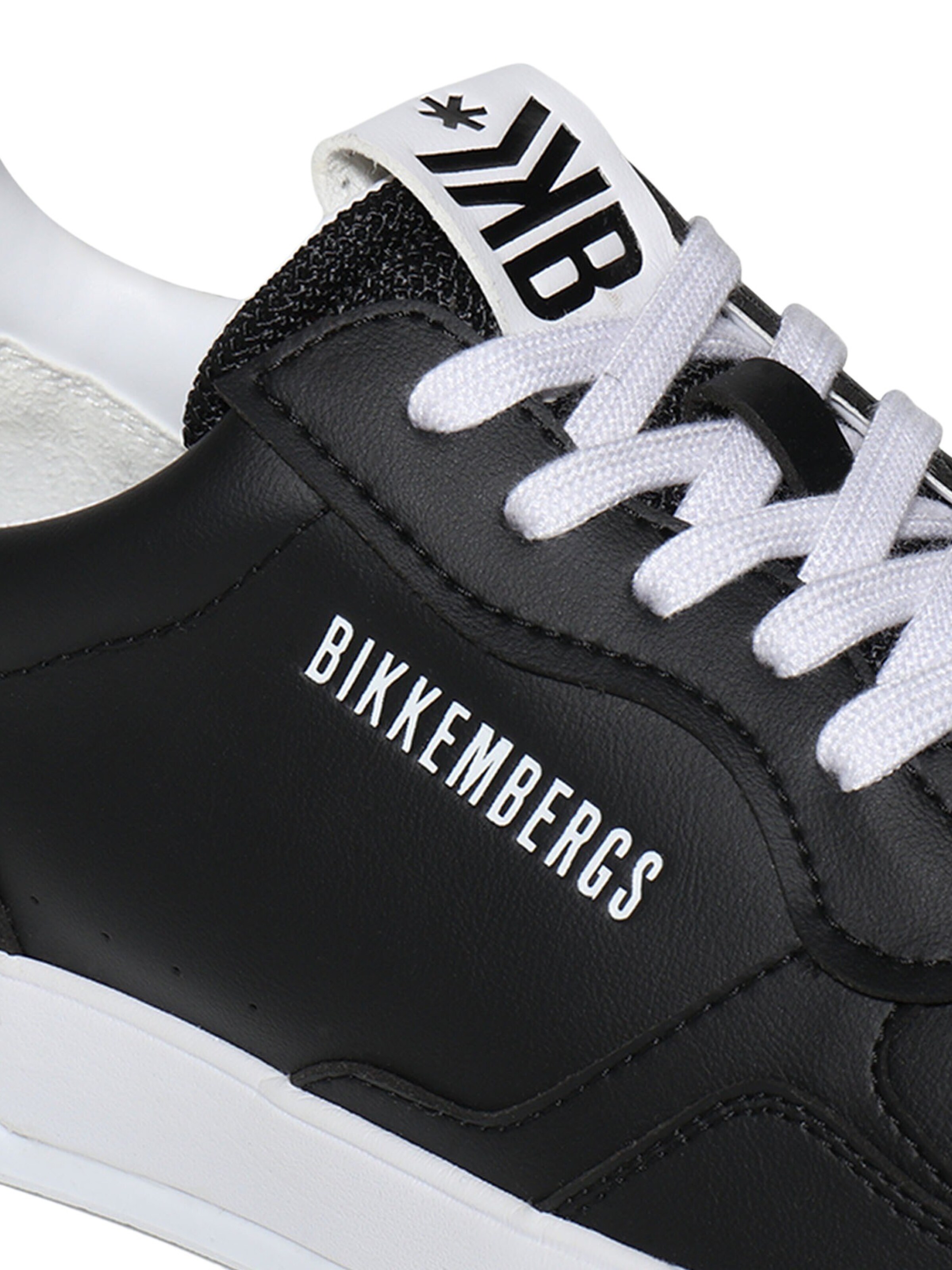Sneaker low 'Shaq' de la BIKKEMBERGS pe negru
