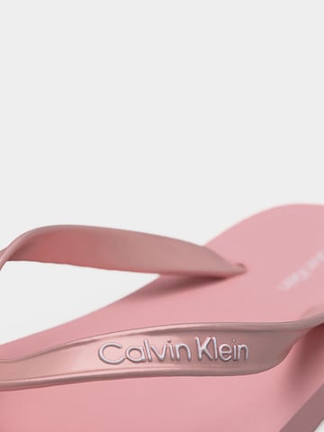 Séparateur d'orteils Calvin Klein en rose