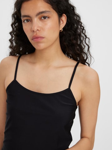 VERO MODA Toppi 'Merle' värissä musta