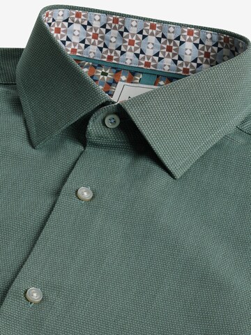 Coupe regular Chemise business Next en vert