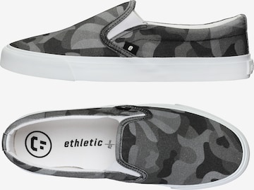 Ethletic Slip-Ons 'Fair Deck' in Grey