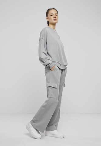 Urban Classics Свитшот в Серый