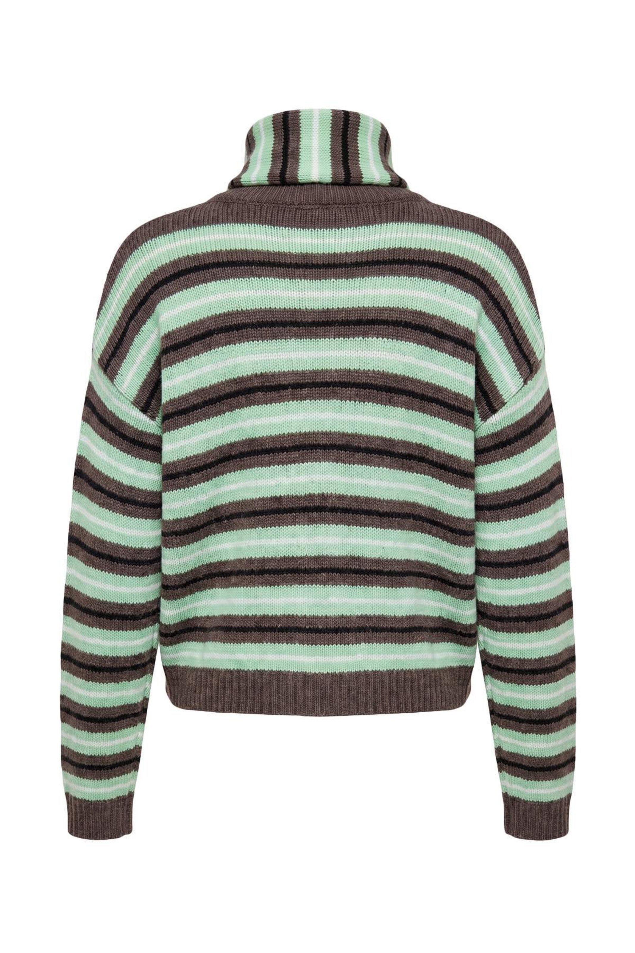 Trendyol Set: Strickjacke und Schal in Braun