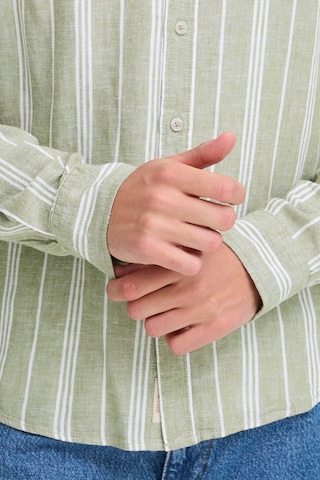 Coupe regular Chemise ' BHBobby ' BLEND en vert