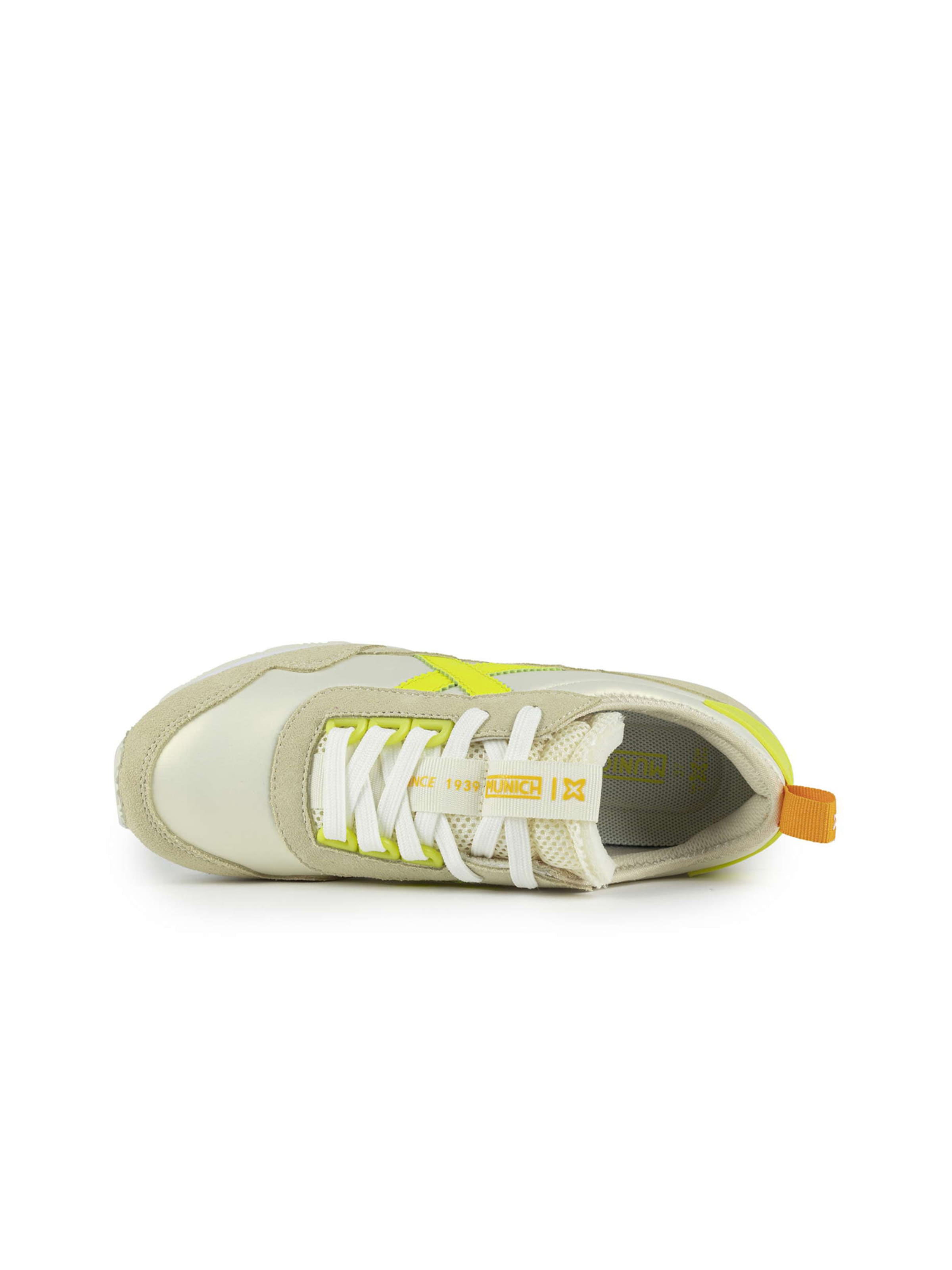 MUNICH Sneaker low 'UM' i beige