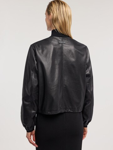 Cappotto invernale di Trussardi in nero
