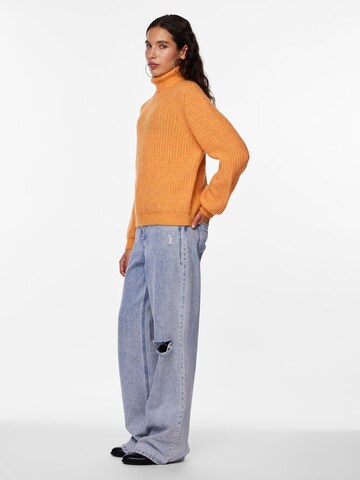 PIECES - Pullover 'FENJA' em laranja