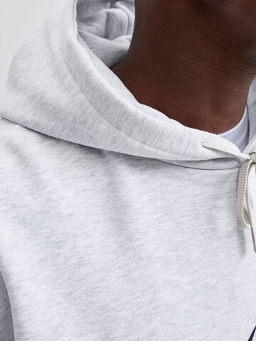 JACK & JONES Sweatshirt 'CNZ' i hvid