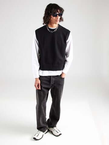 Gilet 'Isak' WEEKDAY en noir