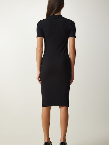 Robe Happiness İstanbul en noir