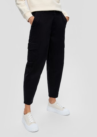 Tapered Pantaloni di s.Oliver in nero