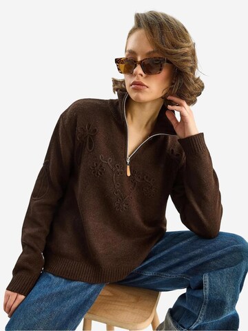 Pullover di Bianco Lucci in marrone