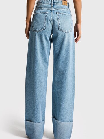 IT'S BASIC Regular Jeans 'STRAIGHT MID RISE JEANS' in Blauw