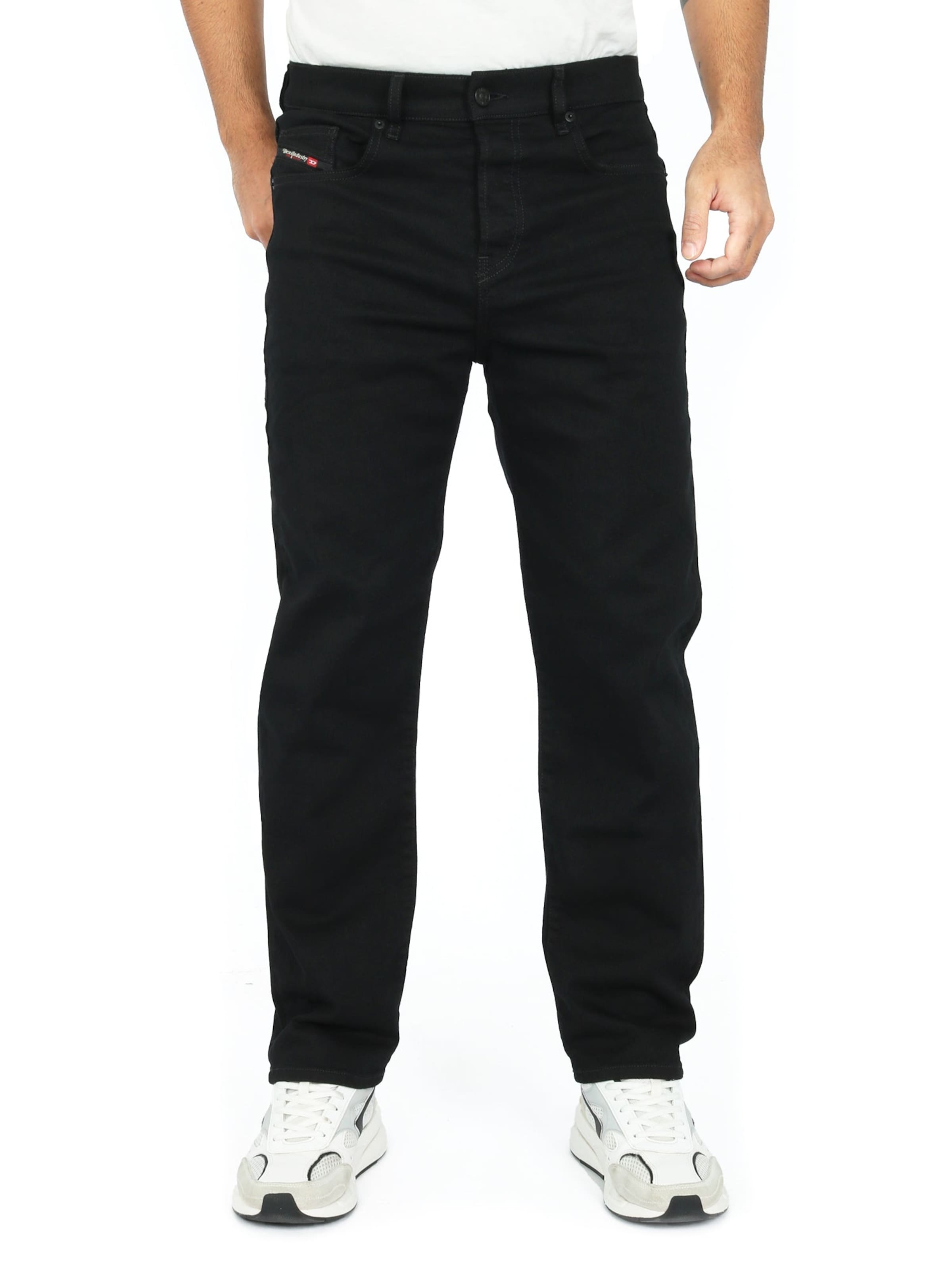 DIESEL Regular Jeans 'D-VIKER'‌‌‌‌‌‌‌‌ in Schwarz
