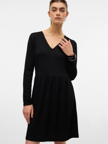 juoda VERO MODA Suknelė 'VMOLIVE'