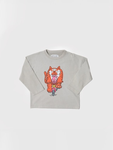 Maru + Bo Shirt 'PEDAL FASTER GRAPHIC' in Grey: front